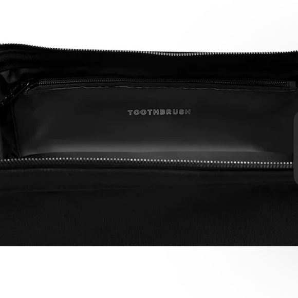 BEIS Black Dopp Kit - Picture 6 of 13